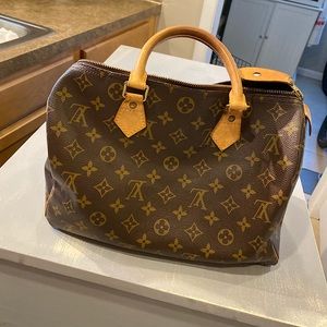 Louis Vuitton Speedy 30 in Monogram (Almost Mint)